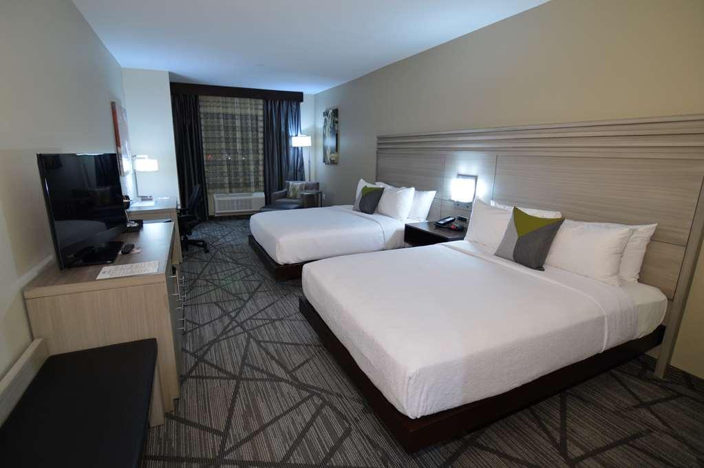 Comfort Inn & Suites Houston I-45 North - Iah Aldine Room photo